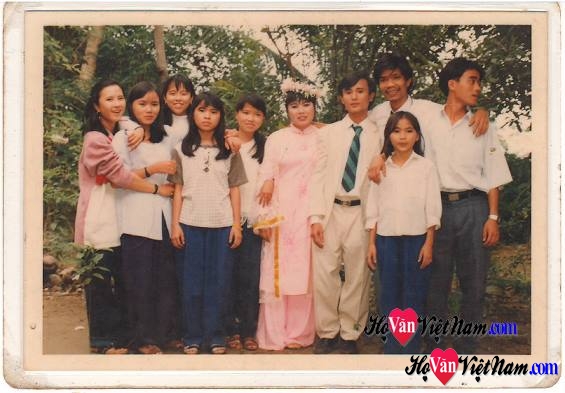 Anh em Văn Quý Minh Tuấn_hình chụp 22 năm trước.
